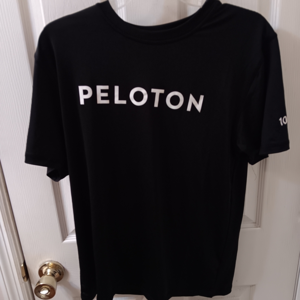 Peloton Century 100 Black Short Sleeve Athletic Cycling T-Shirt Preowned Medium